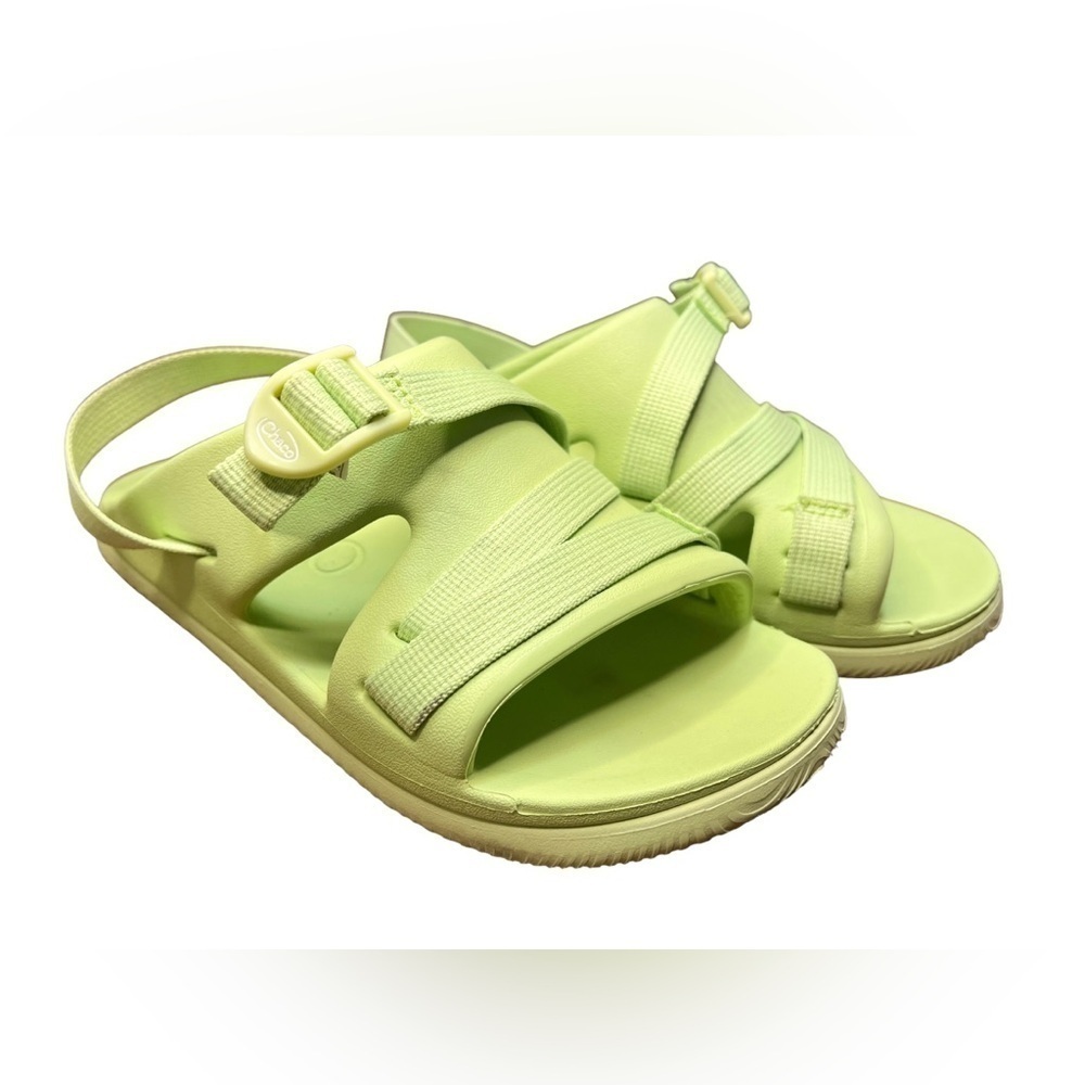 Chaco Chillos sport in Pale Green Size 5